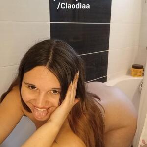 Claodiaa MYM