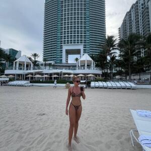 Clara_blondy MYM