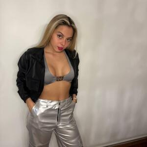 Clara_blondy MYM