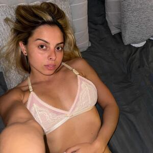 Clara_blondy MYM
