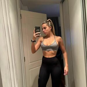 Clara_blondy MYM