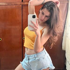 Clara_ptite_sucette MYM