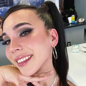 Clara_transgenre MYM