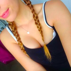 Clara_xx MYM