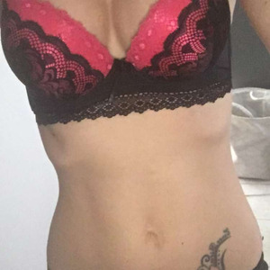 Coquine-naturiste MYM
