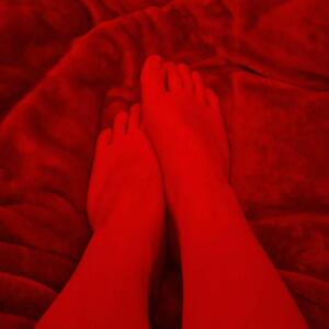 Corafeet18 MYM