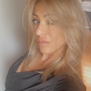 Coralie-model MYM