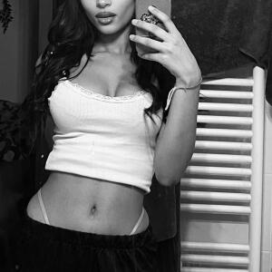 Crystal_black MYM