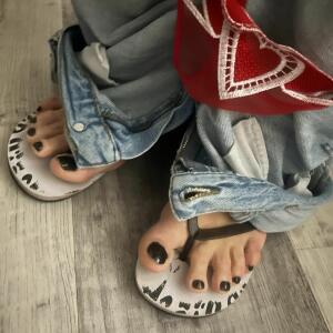 Culottes_et_pieds_69 MYM