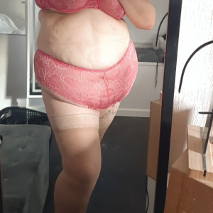 Curvy54 MYM