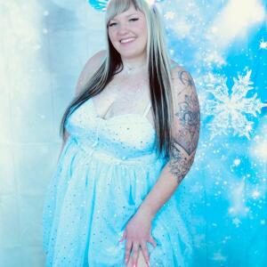 Curvyangelina MYM