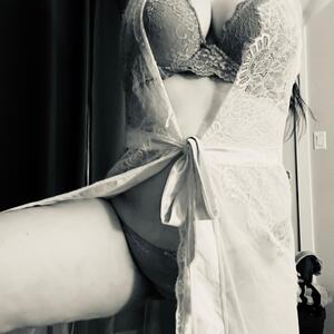 Curvymilf_rosaly MYM