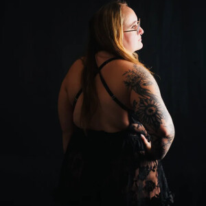 Curvynked_ MYM
