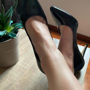 Cute_little_feet1 MYM