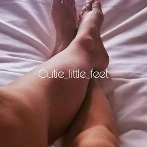 Cutie_little_feet MYM