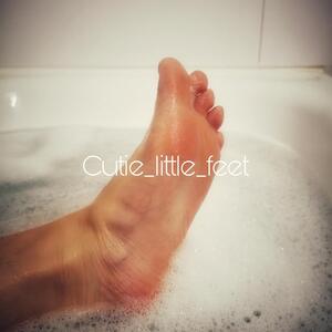 Cutie_little_feet MYM