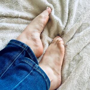 Cutyfeetlittle MYM