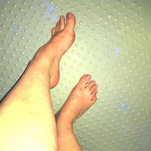 Dahlia_feetgirl MYM