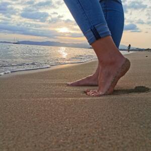 Dama-nogi_feet MYM