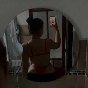 Desireebb MYM