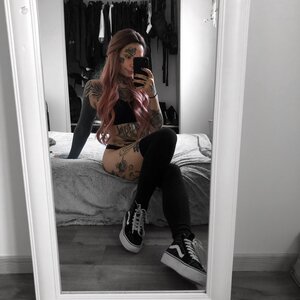 Desireedelacourt MYM