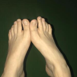 Dirtyfeet_saphira MYM