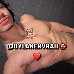 Dylanenvraii MYM