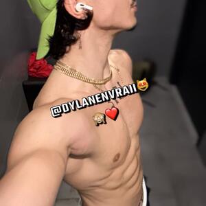 Dylanenvraii MYM