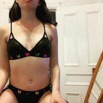 Effy_white MYM