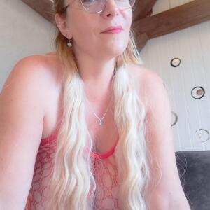 Eleanna_rose MYM