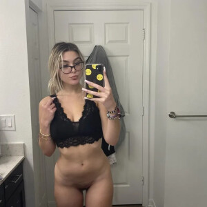 Eleanna_xxn MYM
