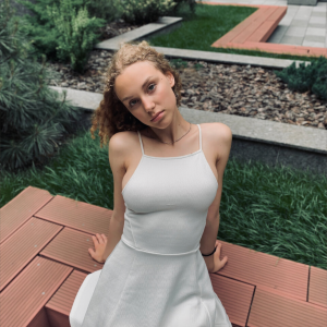 Elena_curly MYM