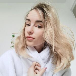 Elia MYM