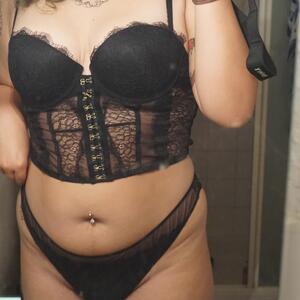 Eliiise112233 MYM