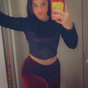 Elisaprrr0 MYM
