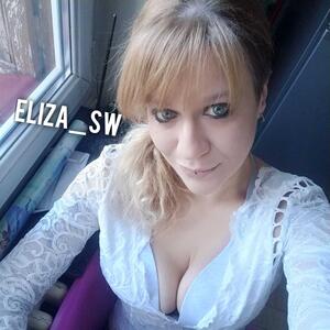 Eliza_lapolissone MYM