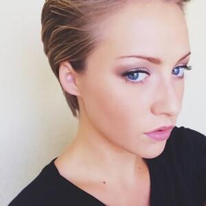 Elodiemodel MYM