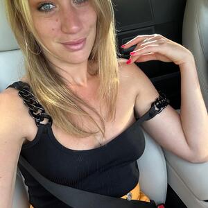 Elsa_hot_for_you MYM