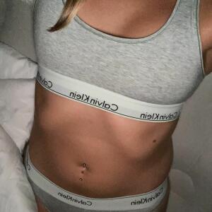 Em__ma MYM