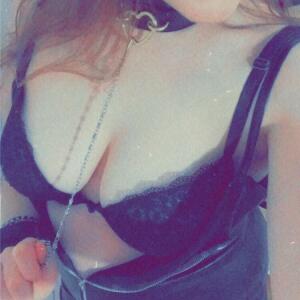 Emeraude_hot MYM