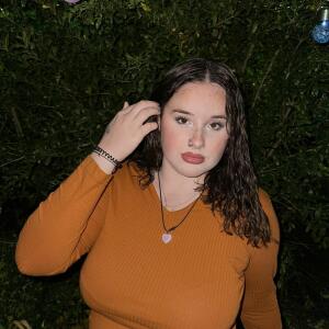 Emilie0 MYM