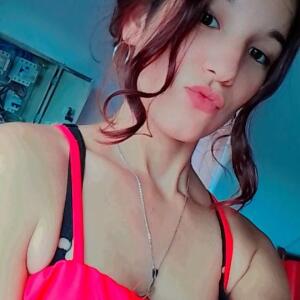 Emilie_19ans MYM