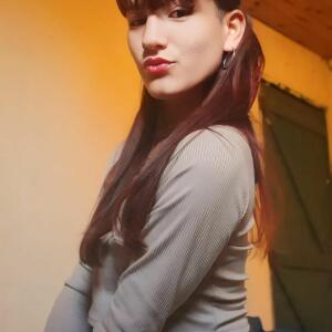 Emilie_jolie MYM