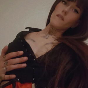 Emiliechoupinette69 MYM