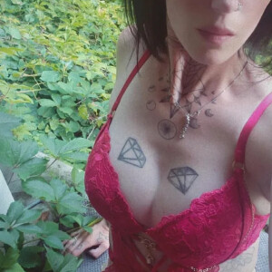 Emiliechoupinette69 MYM