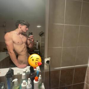 Emiliotortuga MYM