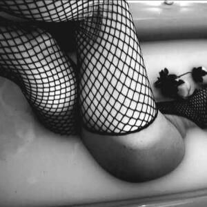 Emillia_69 MYM
