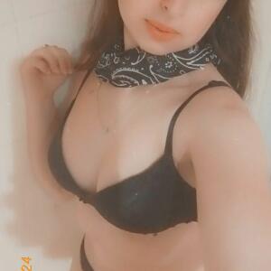 Emma8400 MYM
