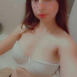 Emma8400 MYM