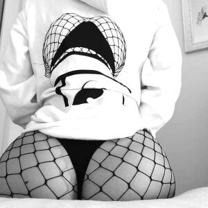 Emma_demoiselle_x MYM